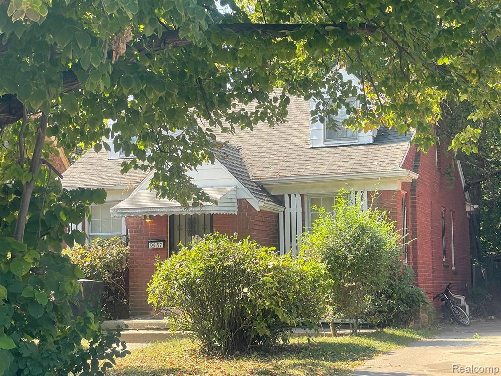 9597 MEMORIAL Street, Detroit, MI 48227 — front exterior
