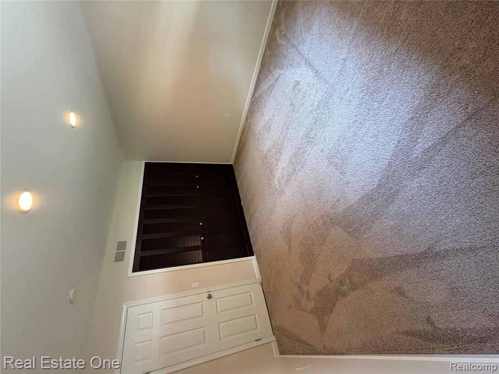 46310 Lafonde Court, Plymouth, MI 48170 — Photo 22