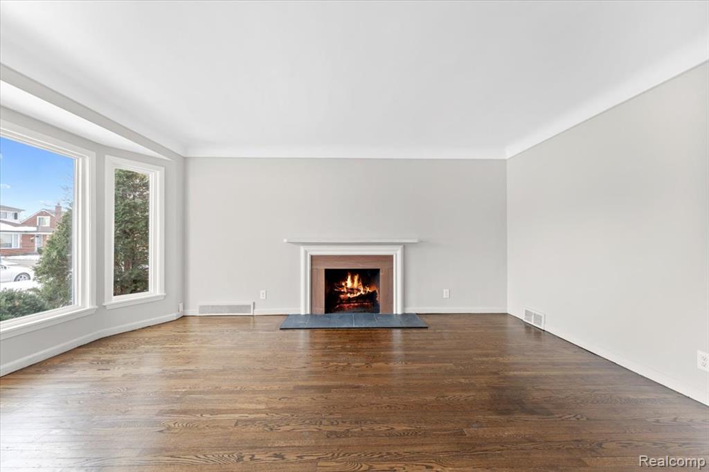 6740 Larme Avenue, Allen Park, MI 48101 — Photo 2
