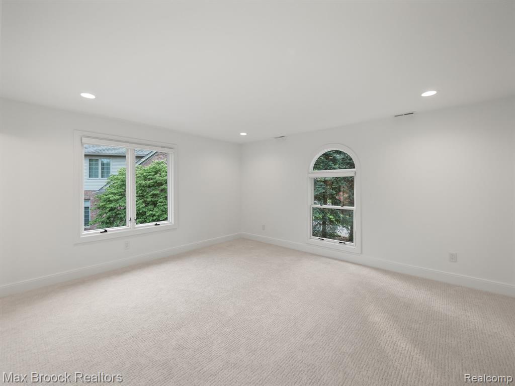 4331 Spruce Hill Lane, Bloomfield Hills, MI 48301 — Photo 28