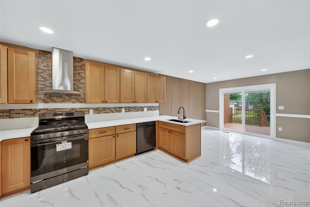 24784 Ashley Court, Redford, MI 48239 — Photo 12