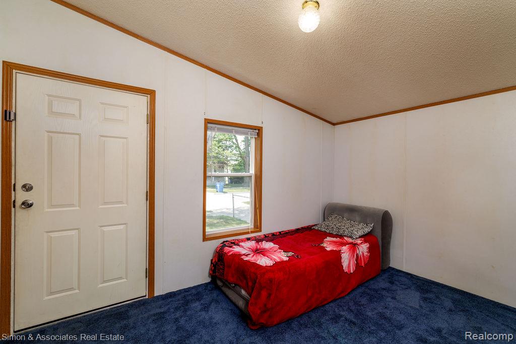 4995 Croissant Street, Dearborn Heights, MI 48125 — Photo 18