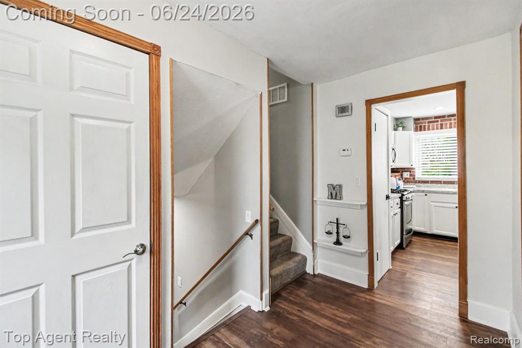 41636 Tetley Drive, Sterling Heights, MI 48313 — Photo 11