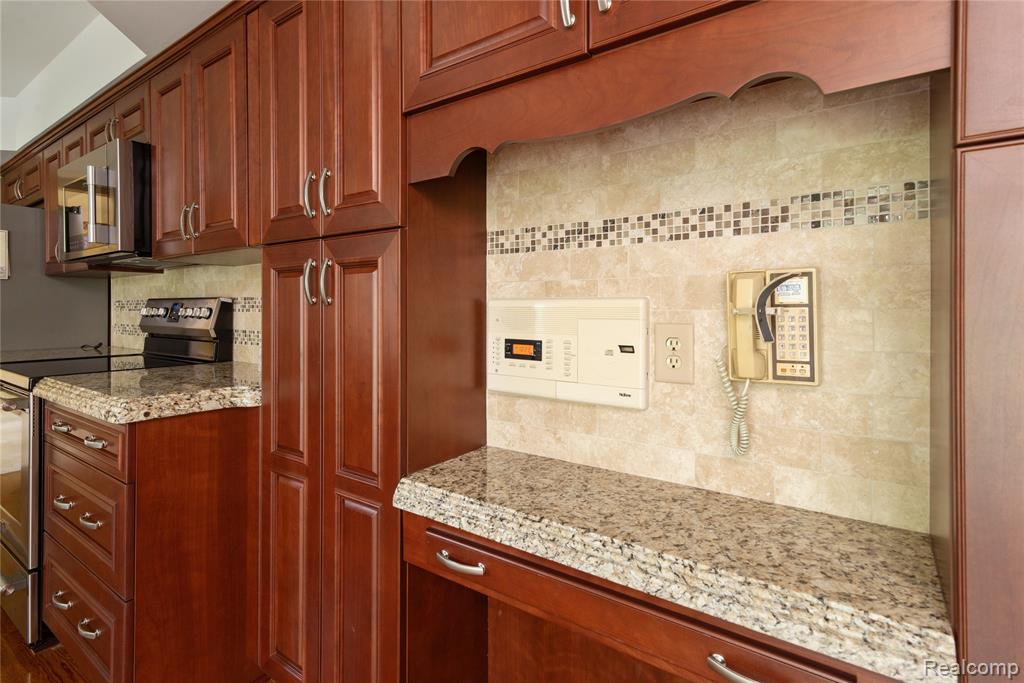 5505 Dolphin Street, East China, MI — Photo 15