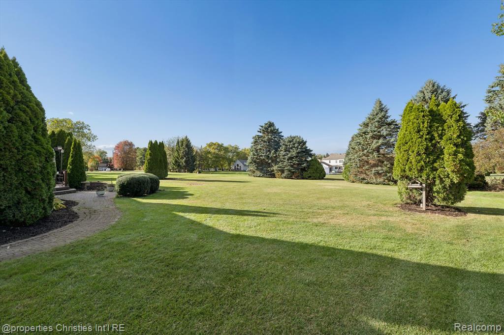 48818 Pebble Lane, Novi, MI — Photo 43