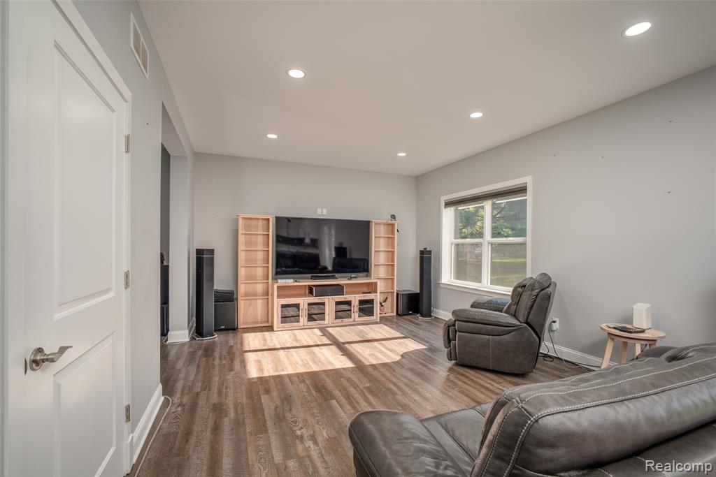 11913 Tuttle Hill Road, Willis, MI 48191 — Photo 3