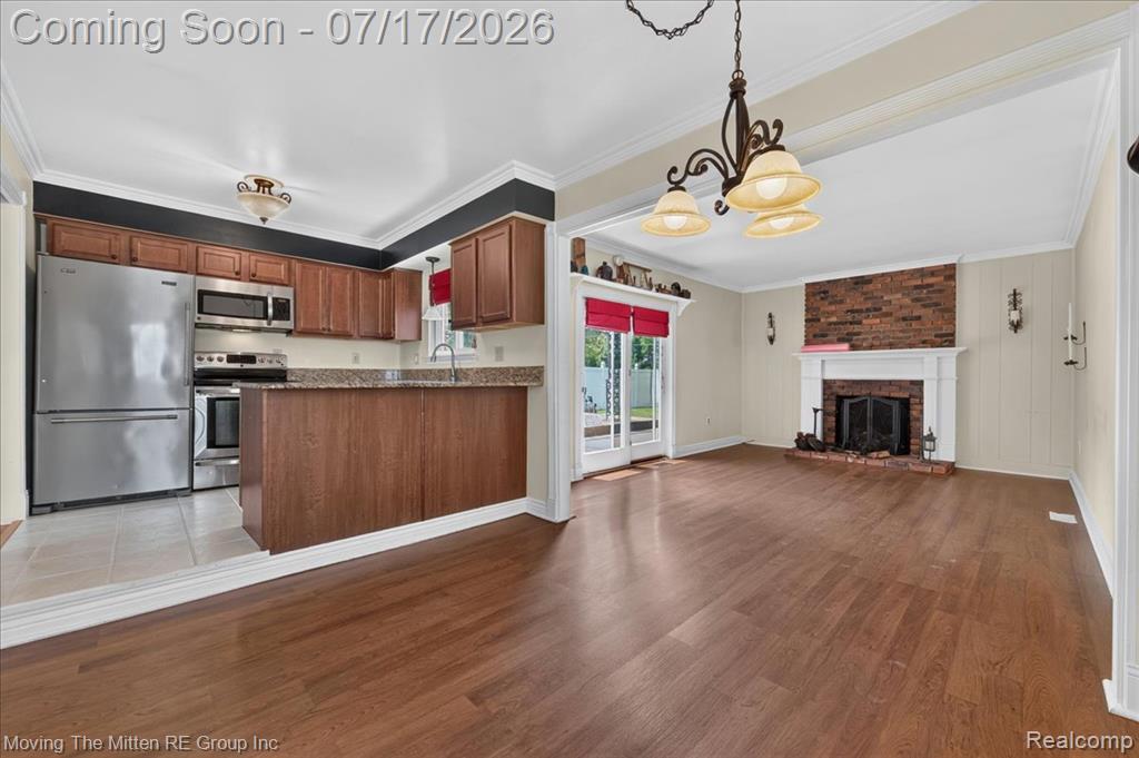 648 S Dowling Street, Westland, MI 48186 — Photo 14