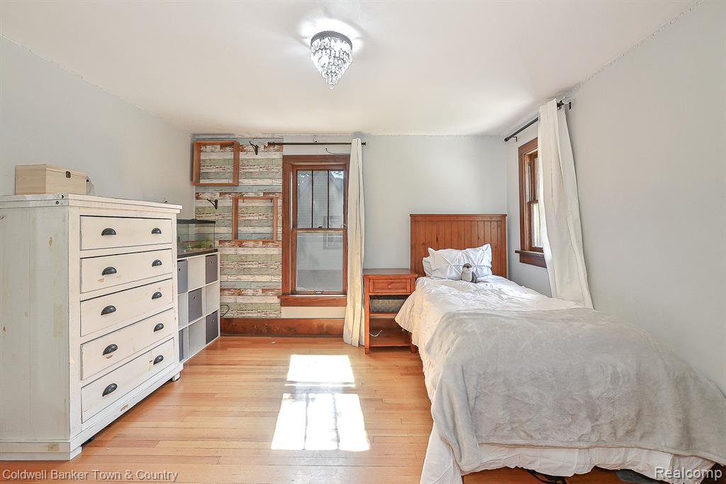725 E GRAND RIVER Avenue, Fowlerville, MI 48836 — Photo 40