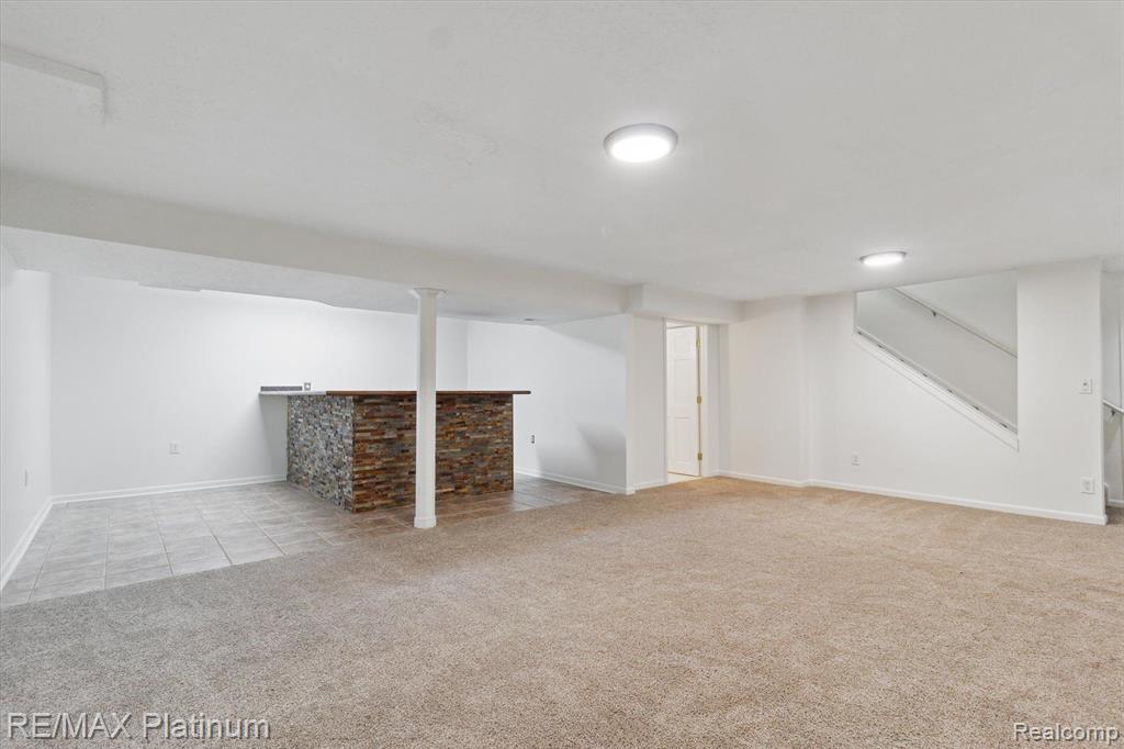5440 BRADFORD Circle, Brighton, MI 48114 — Photo 37