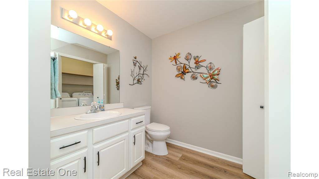 981 Amber View Drive SW, Byron Center, MI 49315 — Photo 11