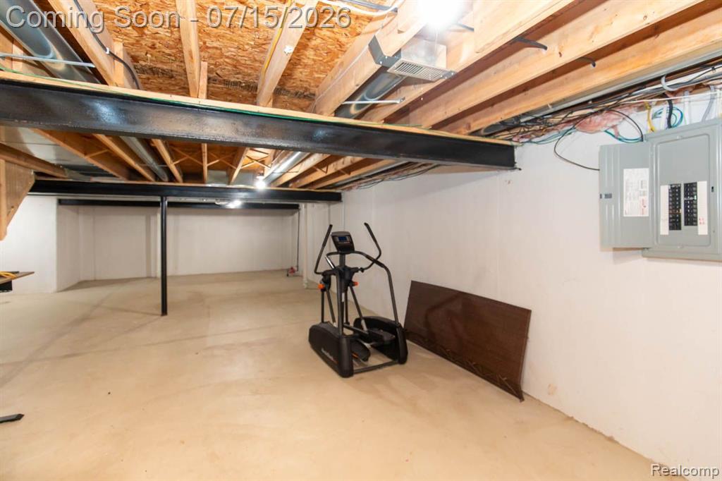 43721 CHERRYWOOD Lane, Canton, MI 48188 — Photo 50