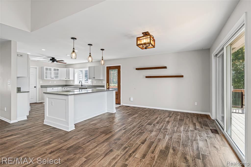 6056 Atlas Road, Grand Blanc, MI 48439 — Photo 13