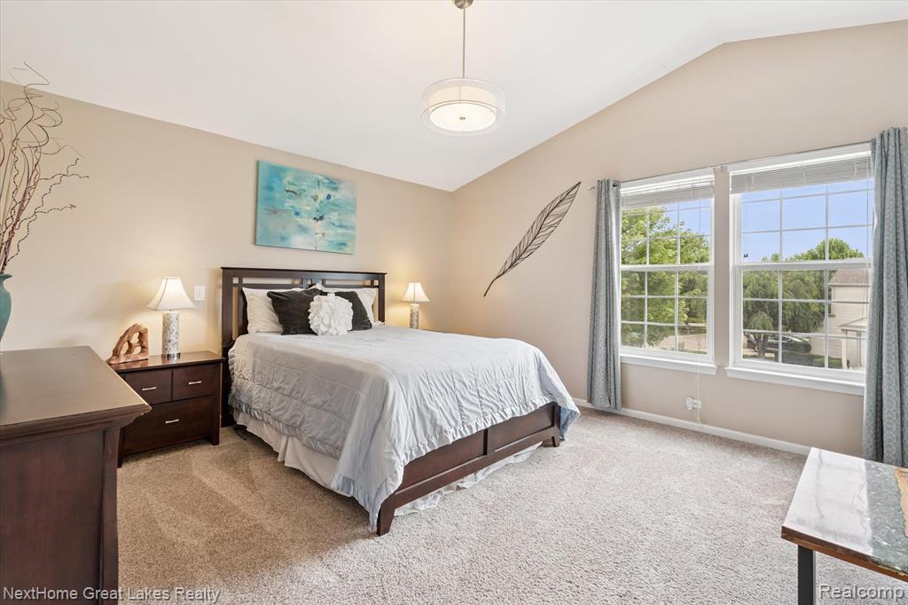 4900 Meadow Crest Circle, Holly, MI 48442 — Photo 16