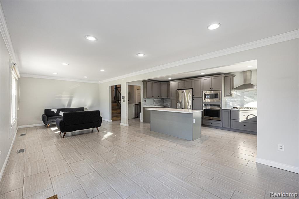 46009 Donahue Avenue, Macomb, MI 48044 — Photo 4