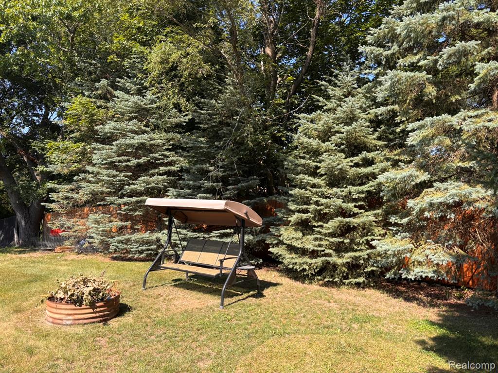 4095 Blood Road, Metamora, MI 48455 — Photo 47