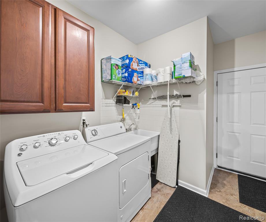 47624 Pembroke Drive, Canton, MI 48188 — Photo 14