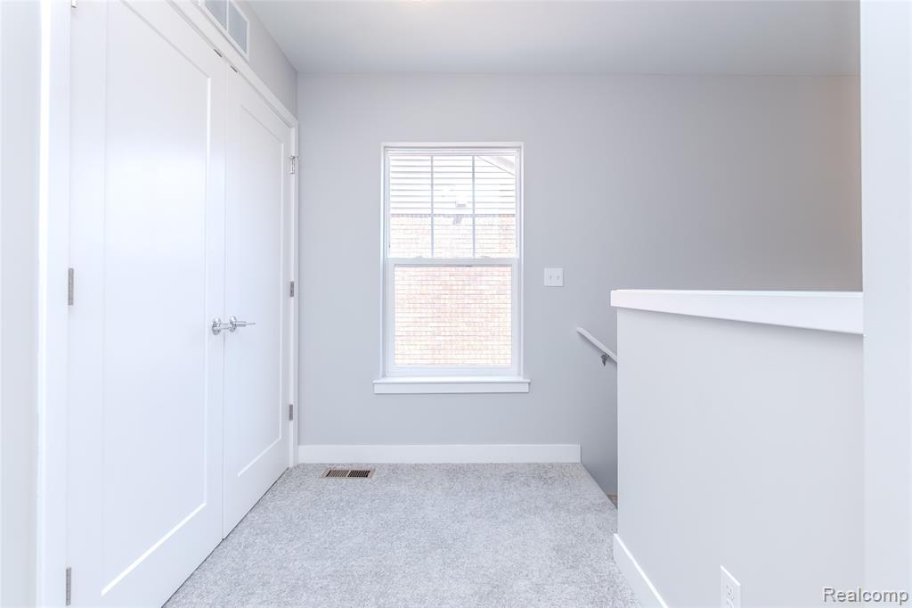 25558 Grandview Lane, 38, Novi, MI — Photo 37