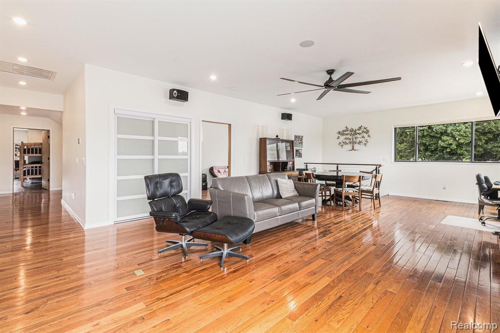 4020 FOUR LAKES Avenue, Linden, MI 48451 — Photo 16