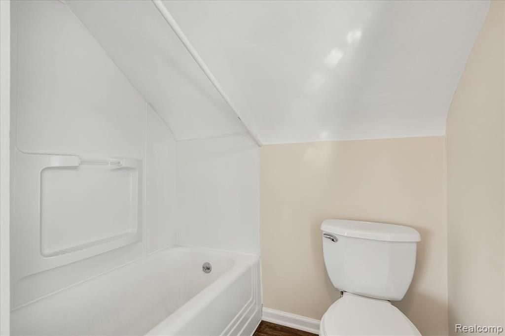 60 W Harry Avenue, Hazel Park, MI 48030 — Photo 18