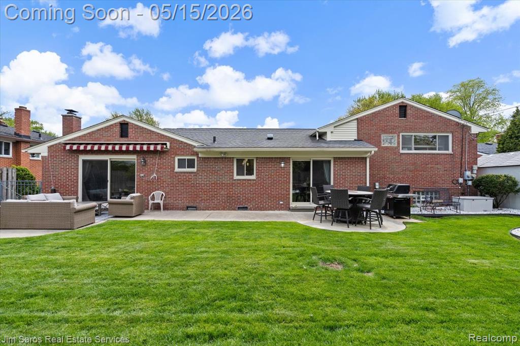1024 Blairmoor Court, Grosse Pointe Woods, MI 48236 — Photo 31