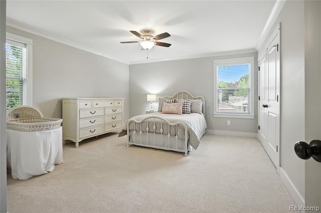 4223 Hampton Boulevard, Royal Oak, MI 48073 — Photo 17