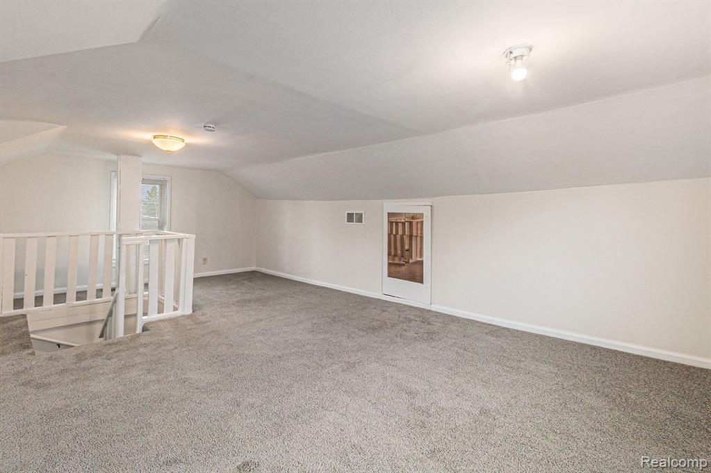 5402 Croissant Street, Dearborn Heights, MI 48125 — Photo 22