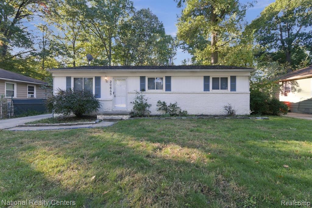 20645 Mada Avenue, Southfield, MI 48075