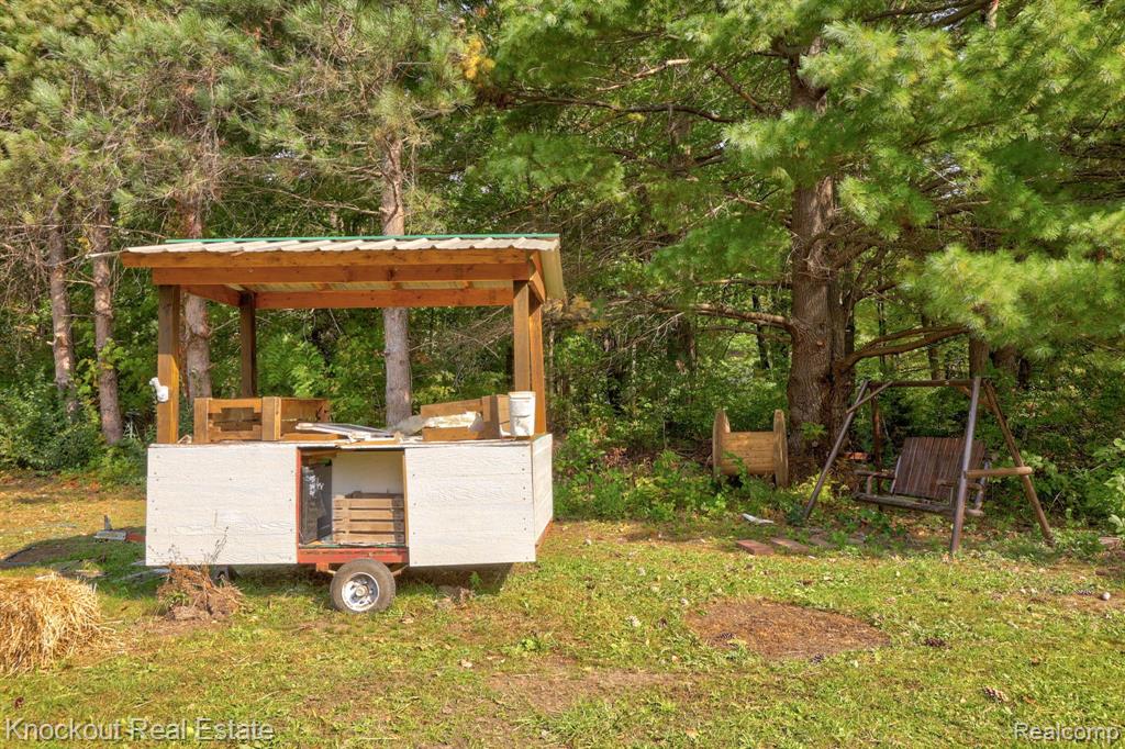 7553 BRAY Road, Vassar, MI 48768 — Photo 46