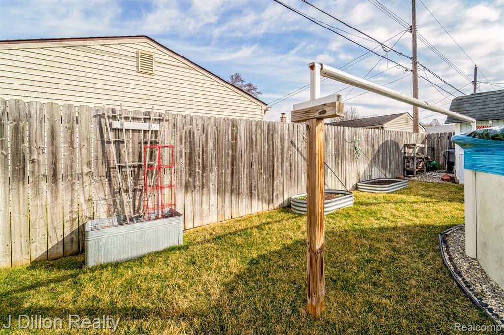 39830 EDMUNDTON Drive, Canton, MI 48187 — Photo 59