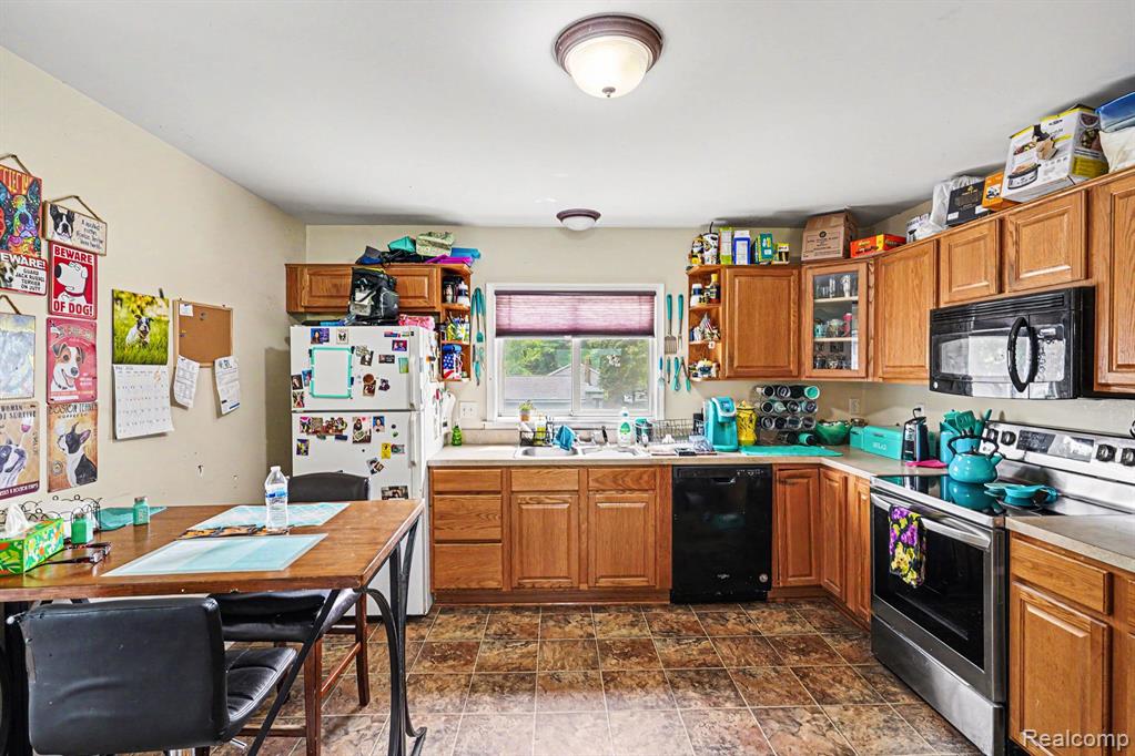 324 George Street, Flushing, MI 48433 — Photo 7