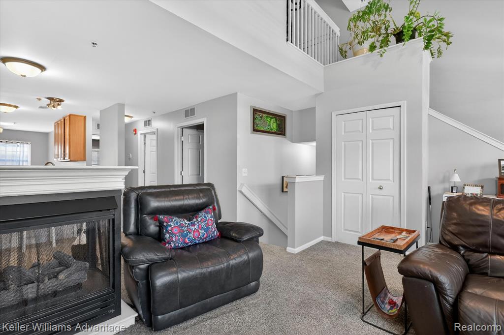 446 Old Pine Way, Walled Lake, MI 48390 — Photo 11