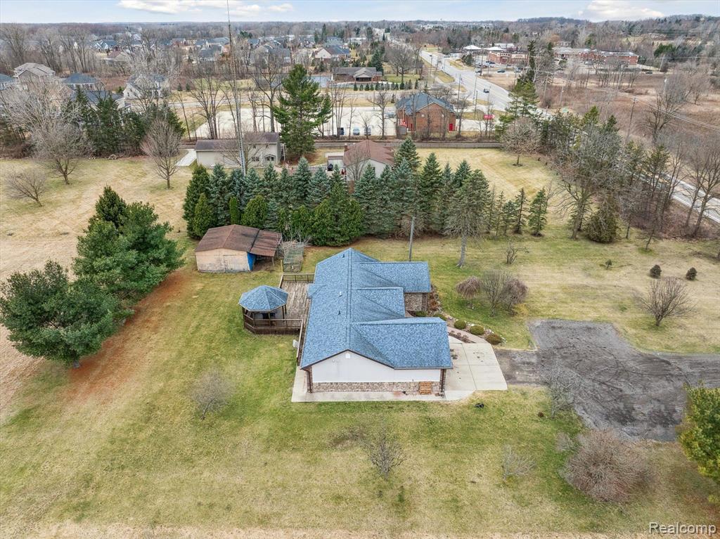 56565 10 MILE Road, South Lyon, MI 48178 — Photo 53