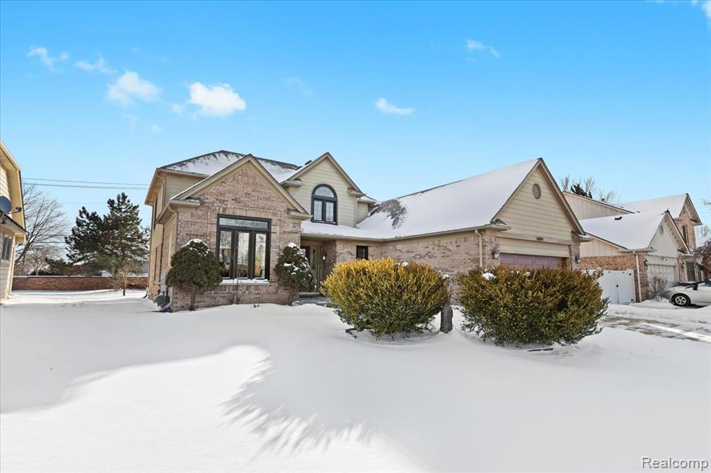 44808 Rivergate Drive, Clinton Twp, MI 48038 — Photo 3