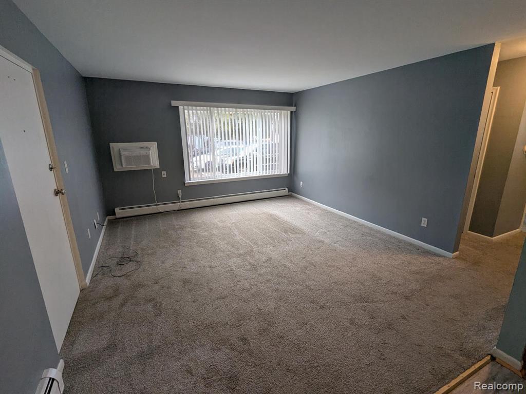 6194 Richards, Brighton, MI 48116 — Photo 3