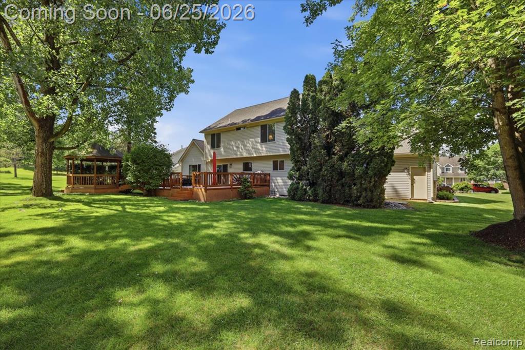 5762 Garnet Circle, Clarkston, MI 48348 — Photo 42
