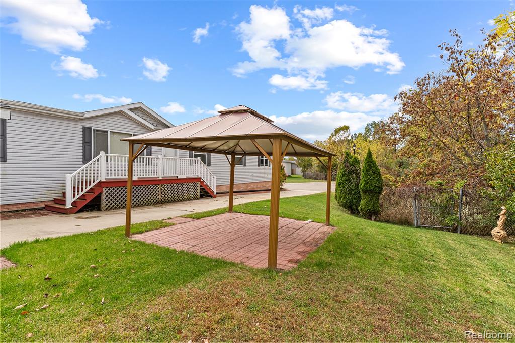 6252 Juliet Boulevard, Fenton, MI 48430 — Photo 4
