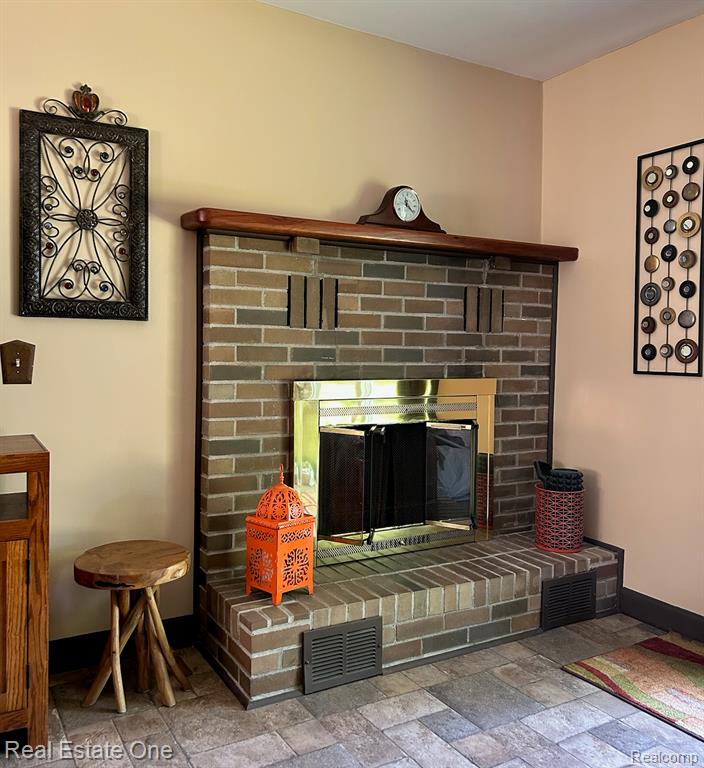 2075 Deering Street, Garden City, MI — Photo 20