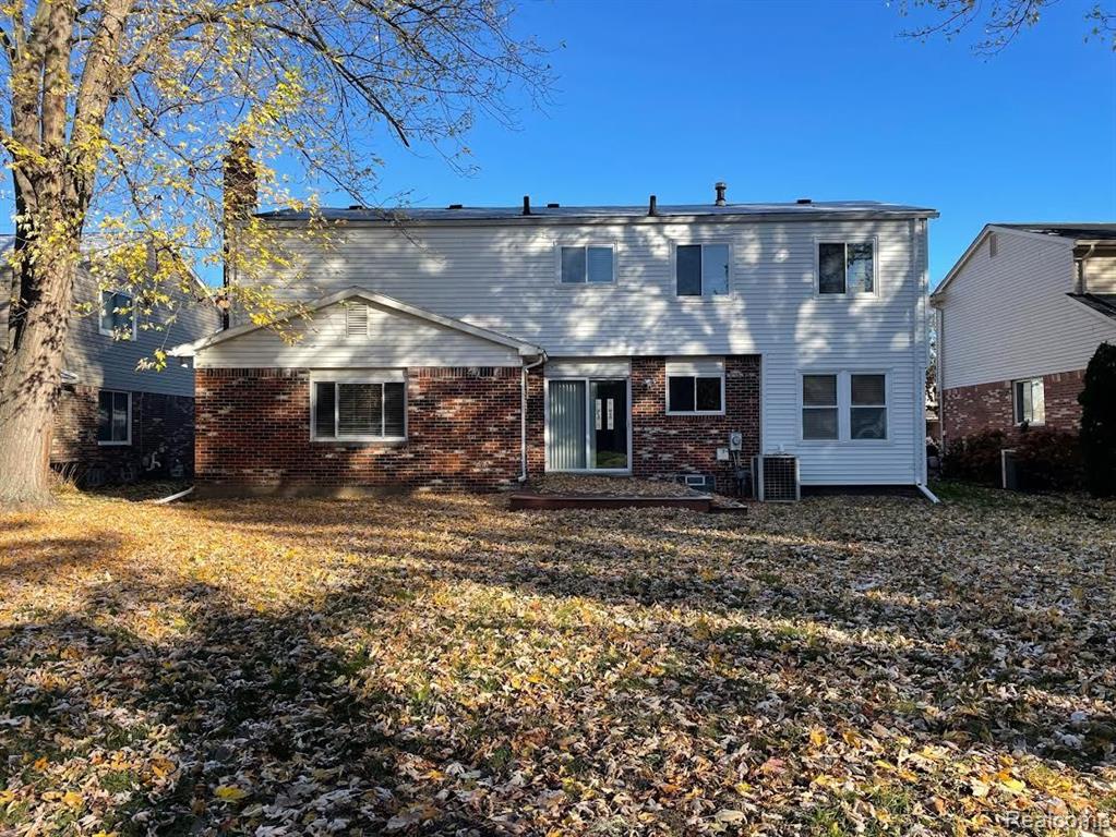 44947 FOREST TRAIL Drive, Canton, MI 48187 — Photo 24