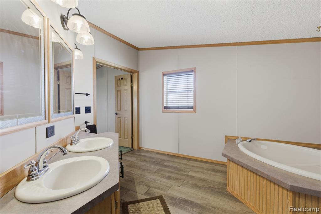 1983 Oak Street, Newport, MI 48166 — Photo 18