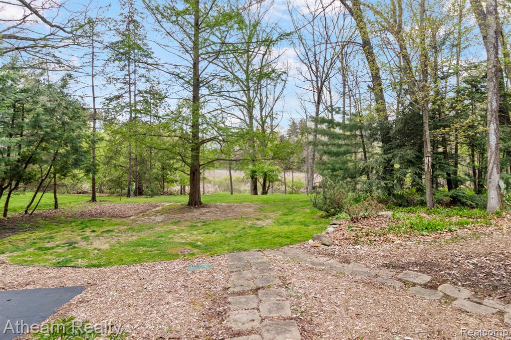 5126 Braddock Court, Brighton, MI 48114 — Photo 20