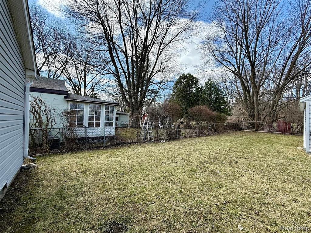 61 COURT Street, Pontiac, MI 48342 — Photo 41