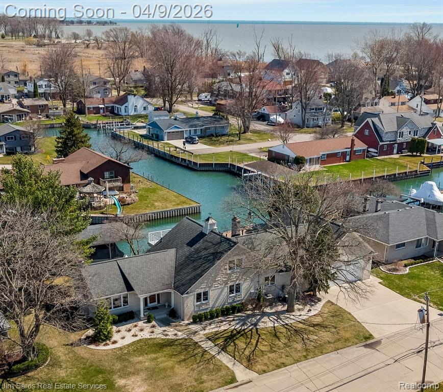 643 SE Greenslate Drive, Ada, MI, 49301