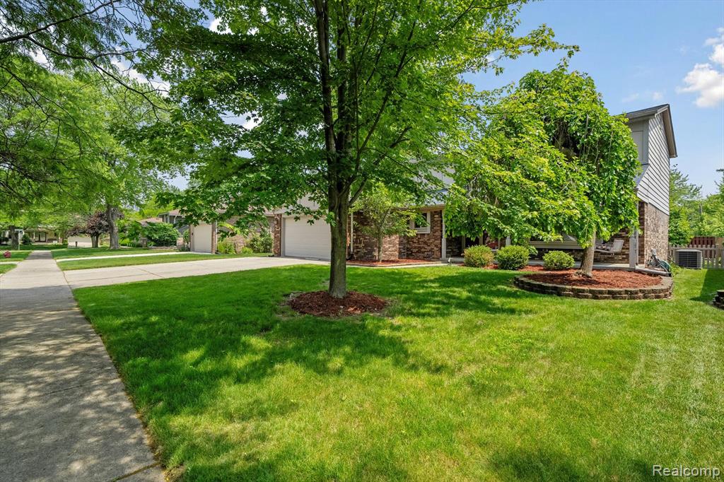 7302 PARKWAY Court, Canton, MI 48187 — Photo 51