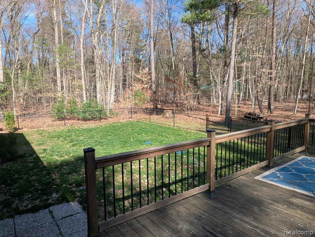 9642 Hummingbird Ct, Howard City, MI 49329 — Photo 30