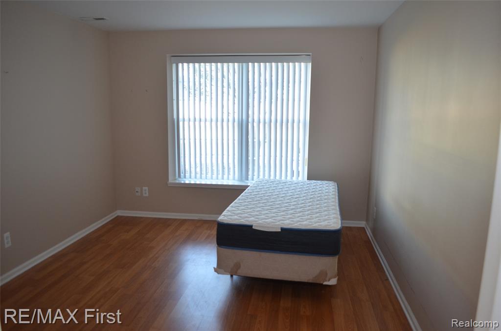 4287 Berkshire Drive, Sterling Heights, MI 48314 — Photo 23