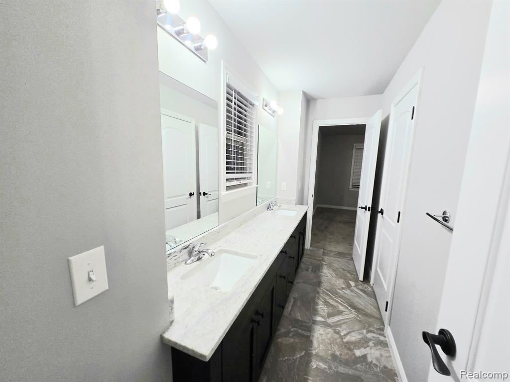 15342 Amberfield Drive, Macomb, MI 48042 — Photo 40
