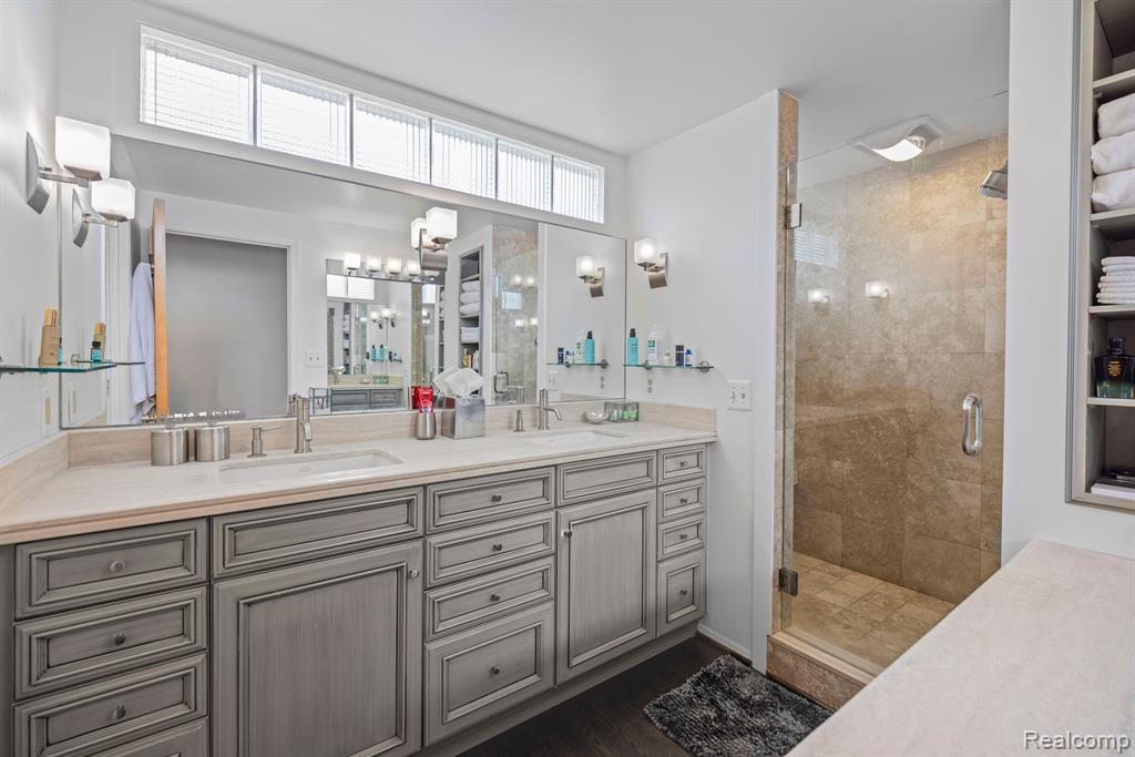 917 HUMPHREY Avenue, Birmingham, MI 48009 — Photo 21