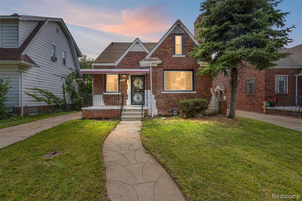 5743 Buckingham Avenue, Detroit, MI 48224 — front exterior