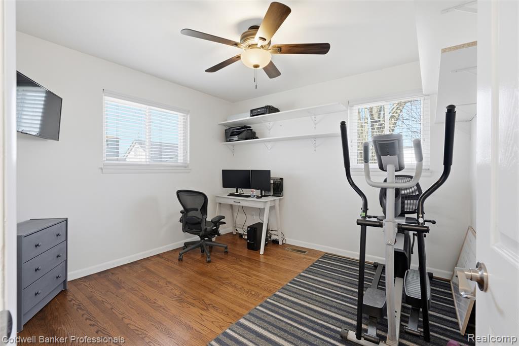 28816 Groveland Street, Madison Heights, MI 48071 — Photo 17