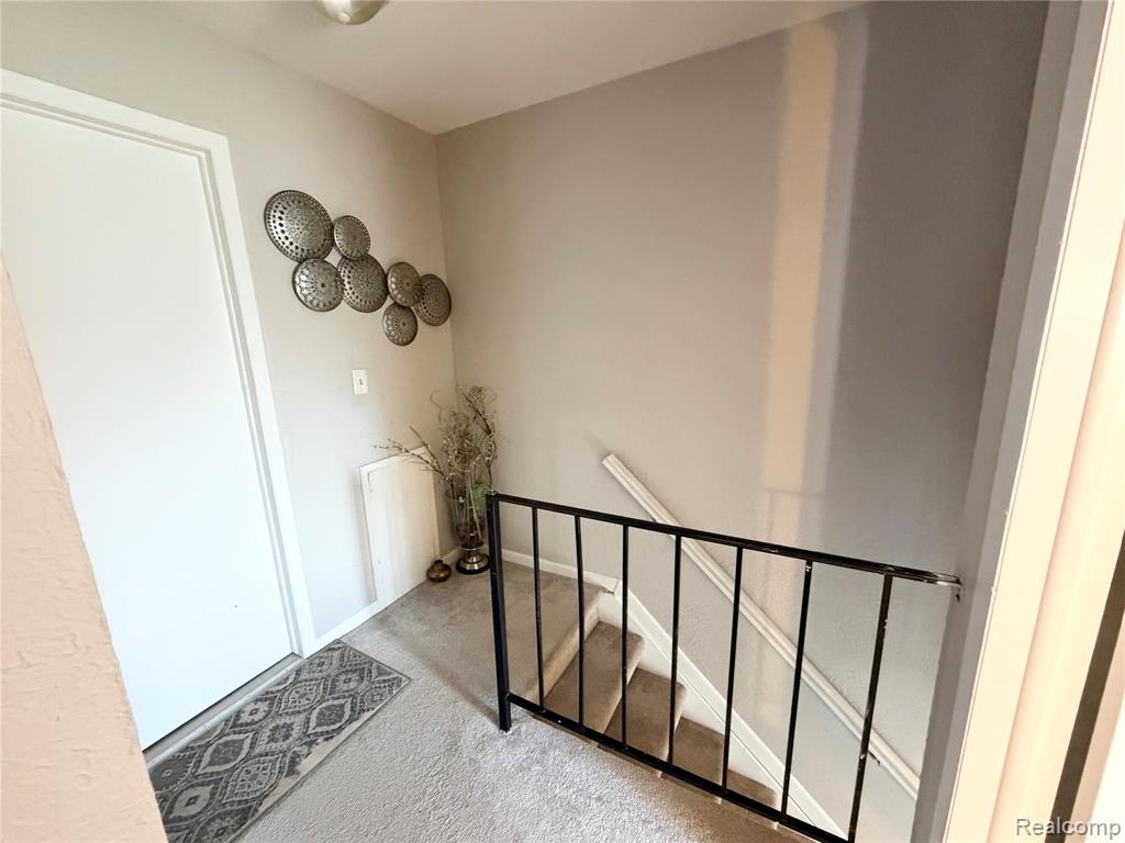 8542 SPINNAKER WAY, Ypsilanti, MI 48197 — Photo 19